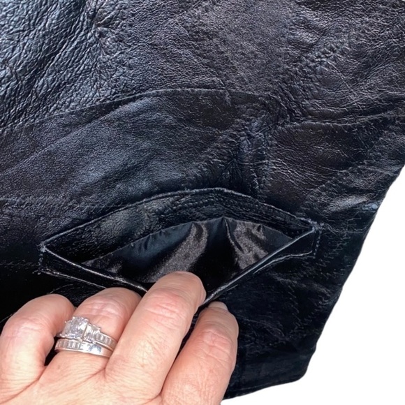 Vintage Men's Patchwork Style Black Leather Snap Front Vest Sz‎ Large - Picture 6 of 8